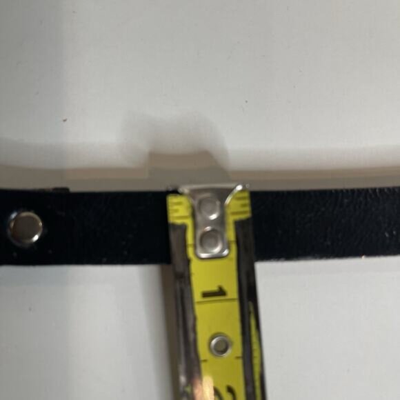 Women's Brave Made In Canada Unique Hard to Find Belt, Size 34 Black - Picture 10 of 11